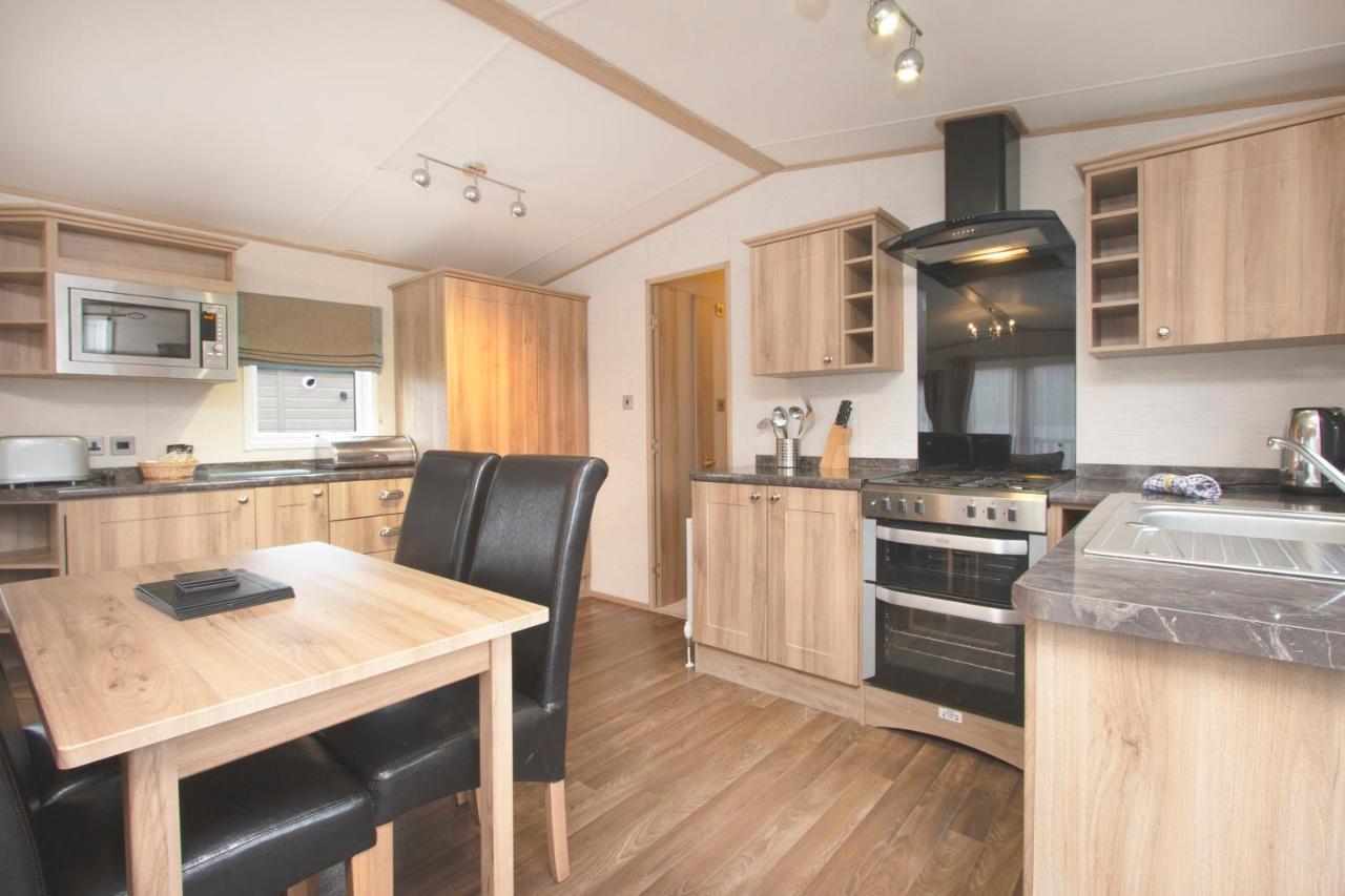 Loch Lomond Holiday Park Inversnaid エクステリア 写真