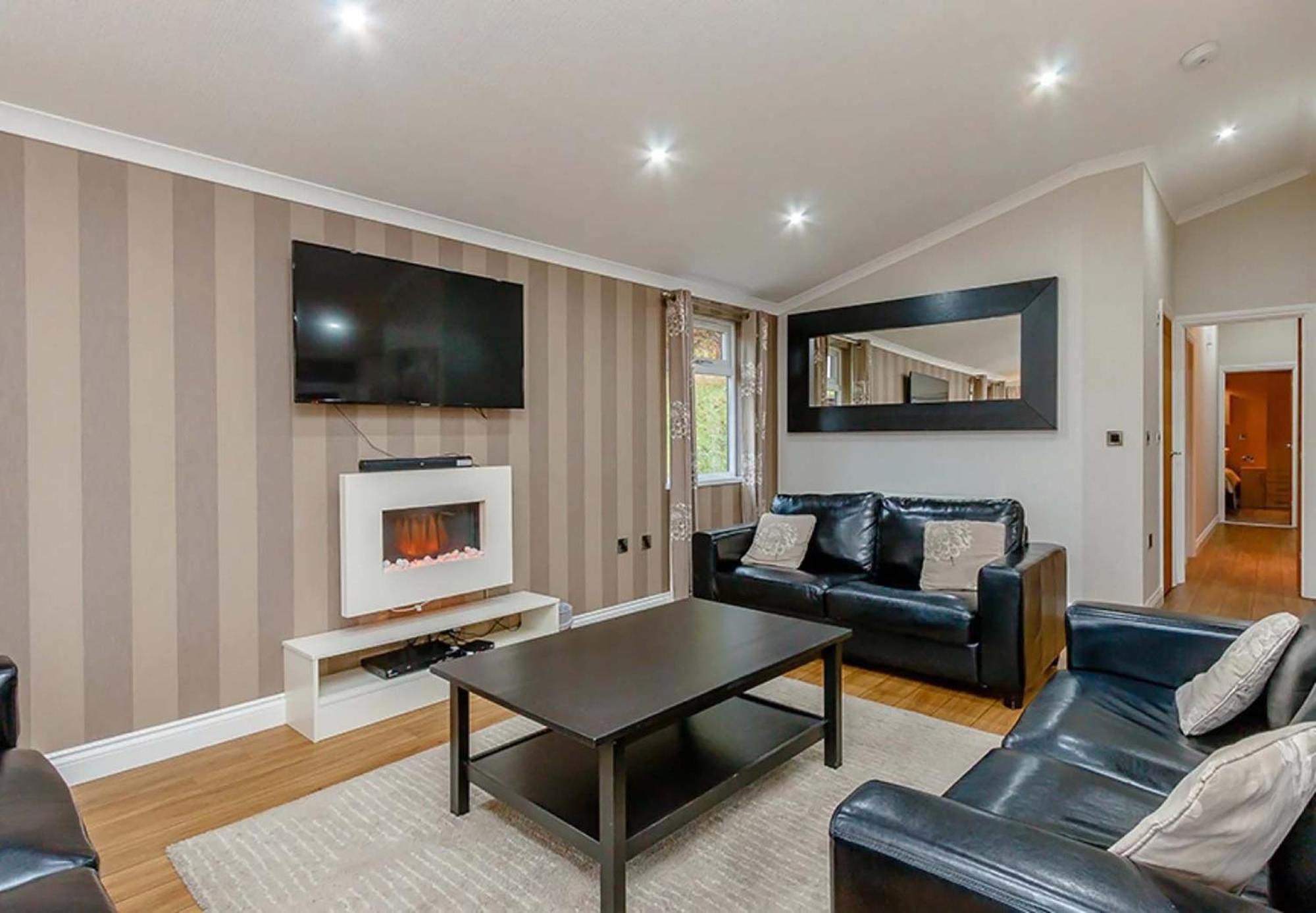 Loch Lomond Holiday Park Inversnaid エクステリア 写真